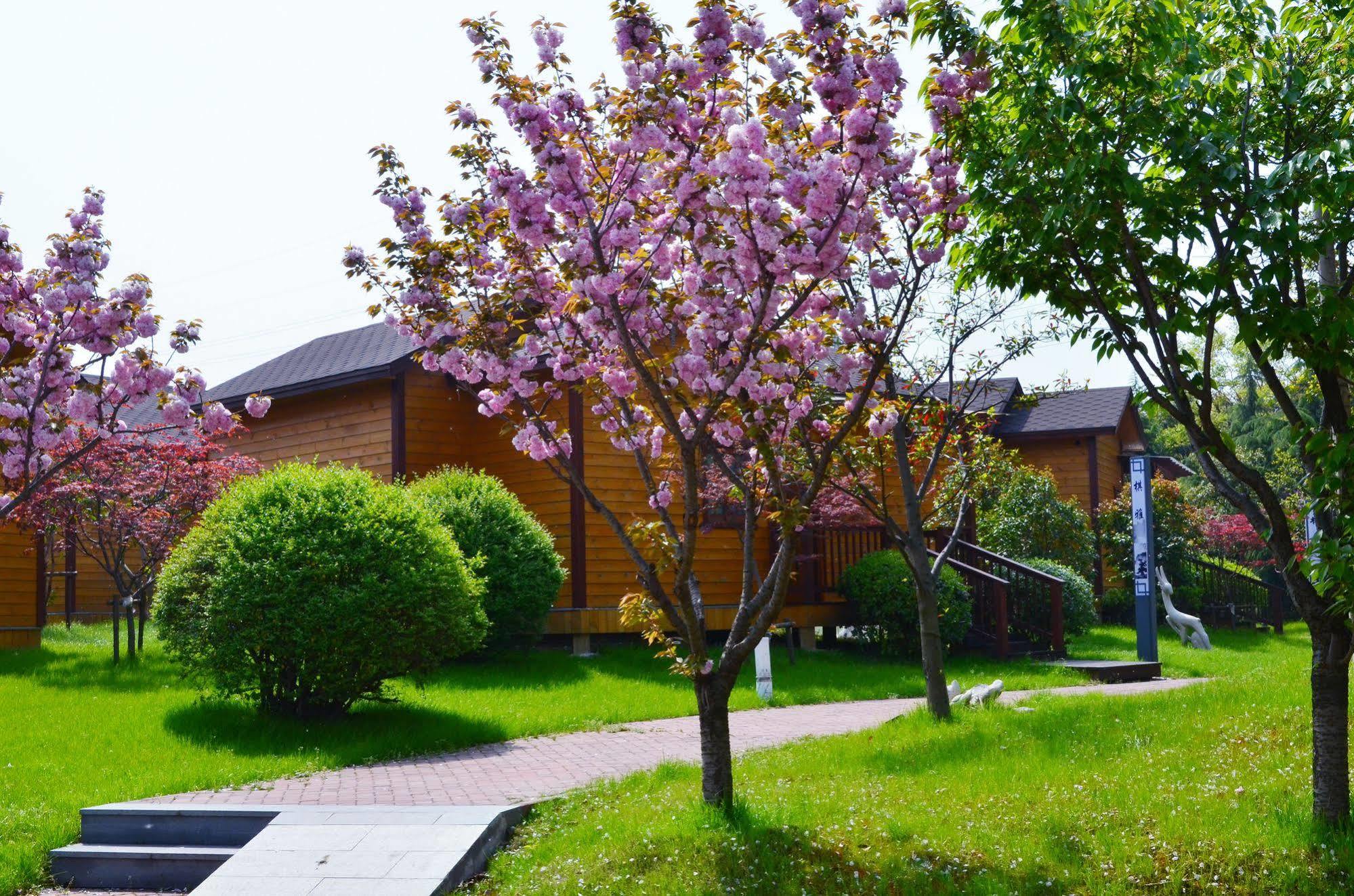 Suzhou Phoenix Hotspring Resort Zhangjiagang Exterior foto